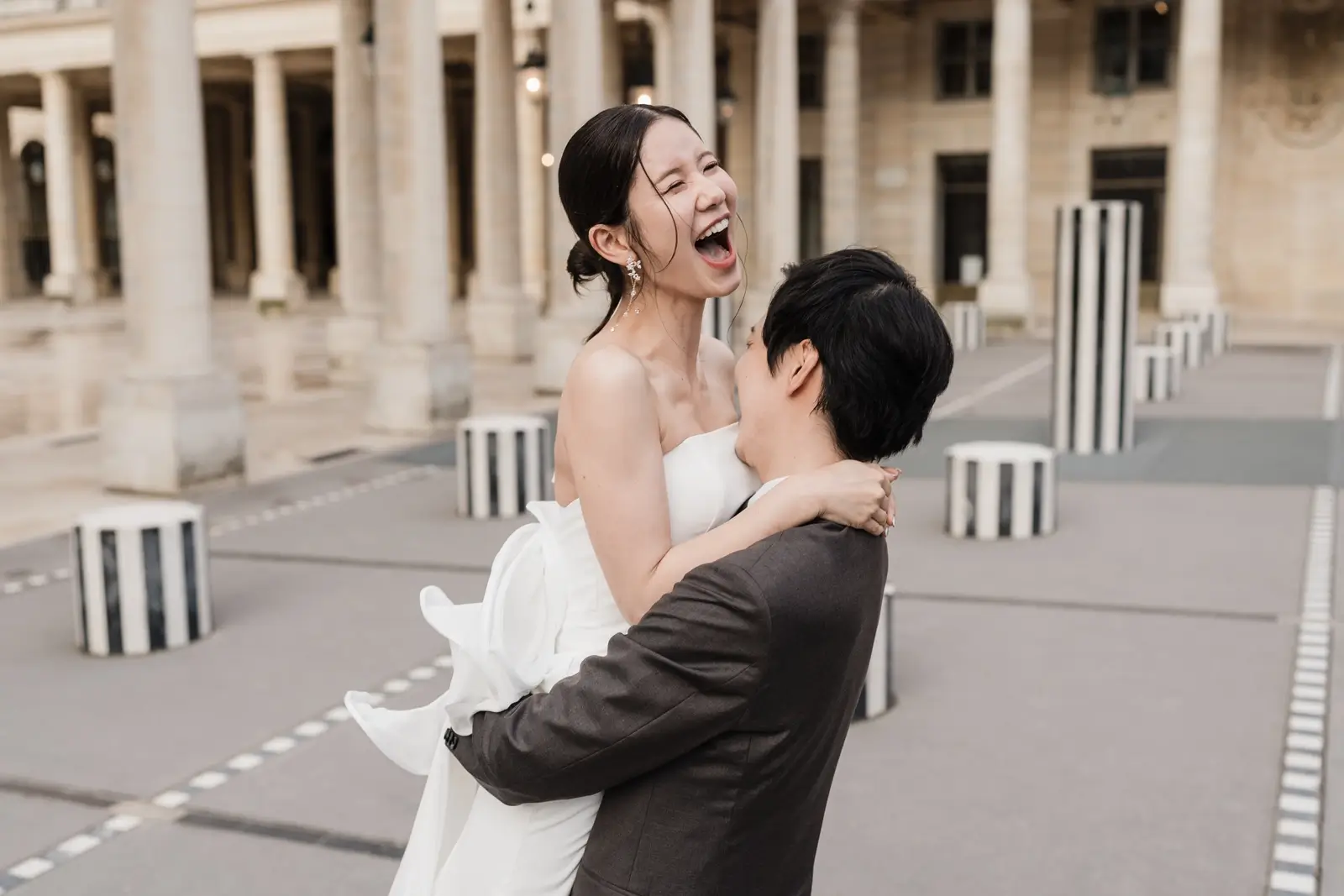 Palais royal paris couple prewedding Palais royal paris couple prewedding