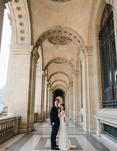 japanese pre wedding photoshoot at le louvre paris
