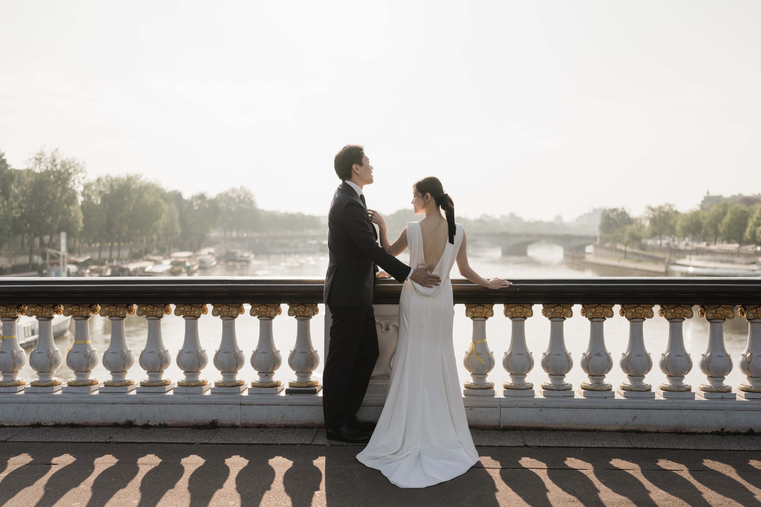 pre wedding photoshoot bridge alexander 3 paris
